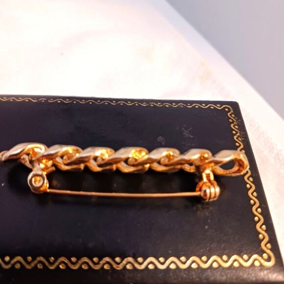 Rope Chain Coat Pin Brooche 2 1/4"  Gold Tone Regencycore Luxe Fancy  Vintage - Picture 3 of 7